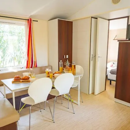 Mobil-home Avec Climatisation - 6 Pers. - Api-1-52-2767