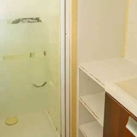 Mobil-home Avec Climatisation - 6 Pers. - Api-1-52-2767 *