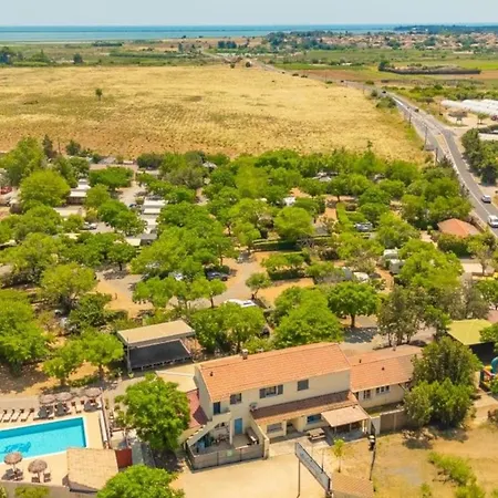 Mobil-home Avec Climatisation - 6 Pers. - Api-1-52-2767 * Vic-la-Gardiole